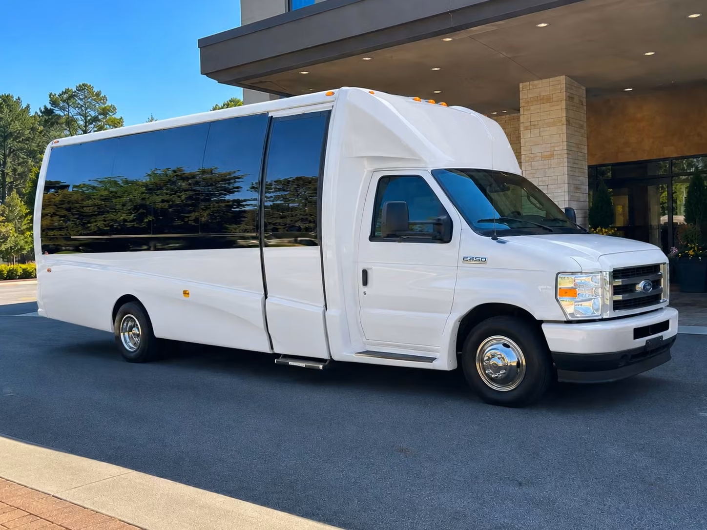18 passenger minibus