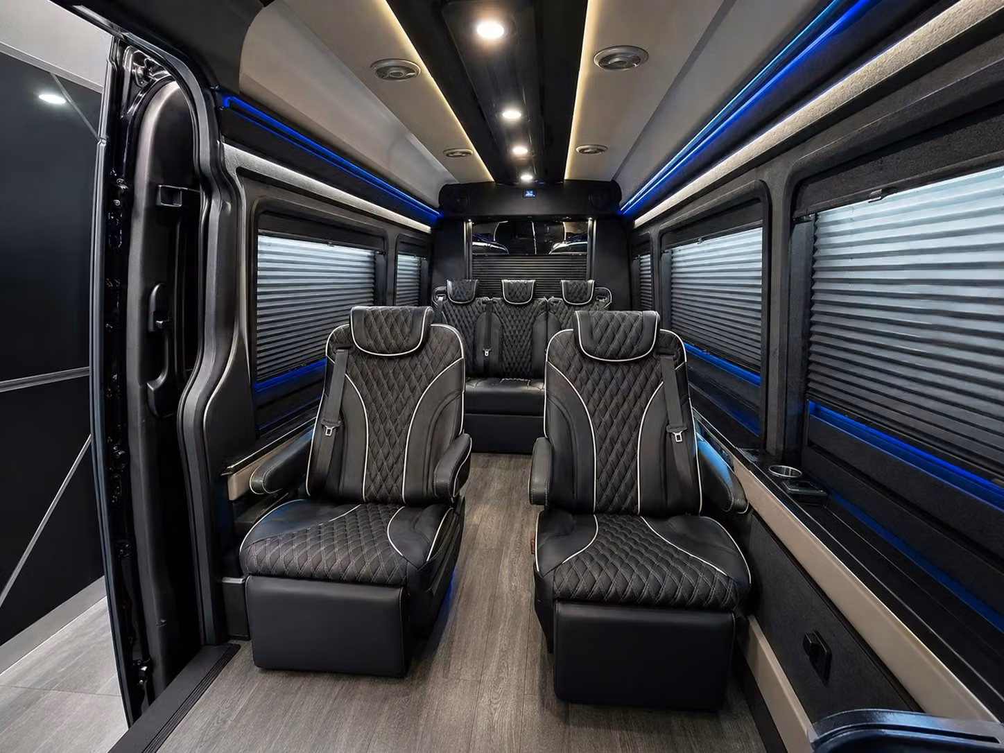 charterbusrentalsuffolkva com makes it simple to book cruise port transfers alongside your airport shuttle
